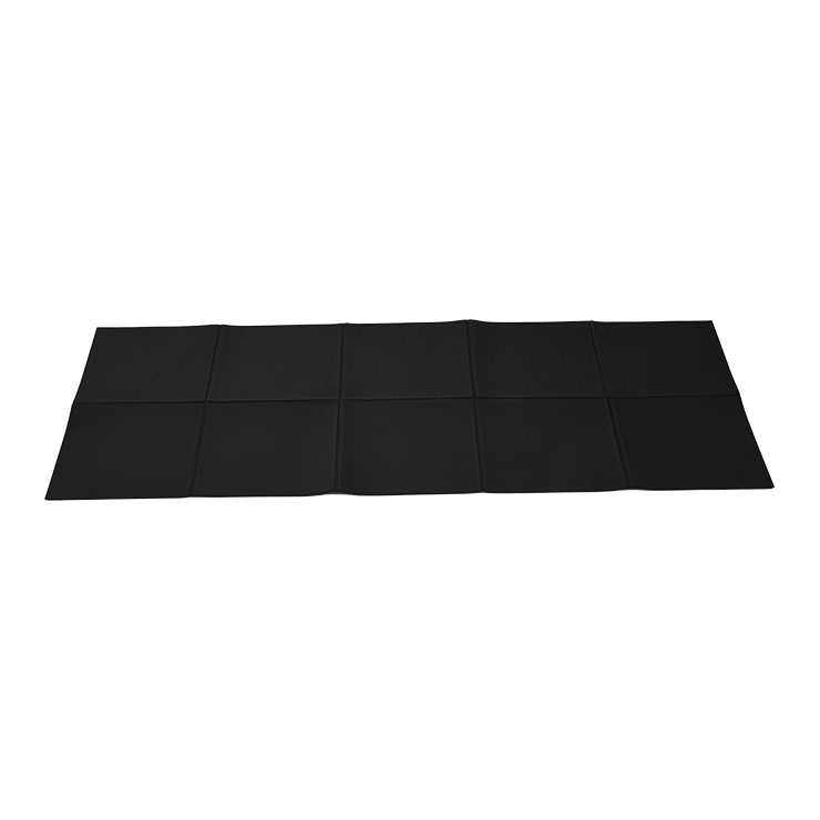 What odor issues should be noted when using rubber yoga mats?